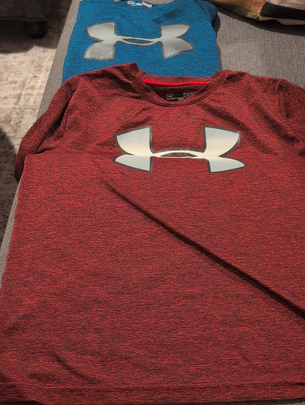 Under Armour Red Heather Long-Sleeve Tee with Reflective Logo (L &XL) Qty 2